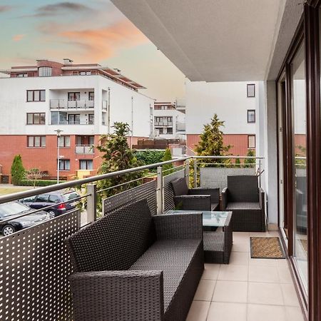 Przestrzenny Apartament 56M2 Z Tarasem - 2Homerent Kolobřeh Exteriér fotografie